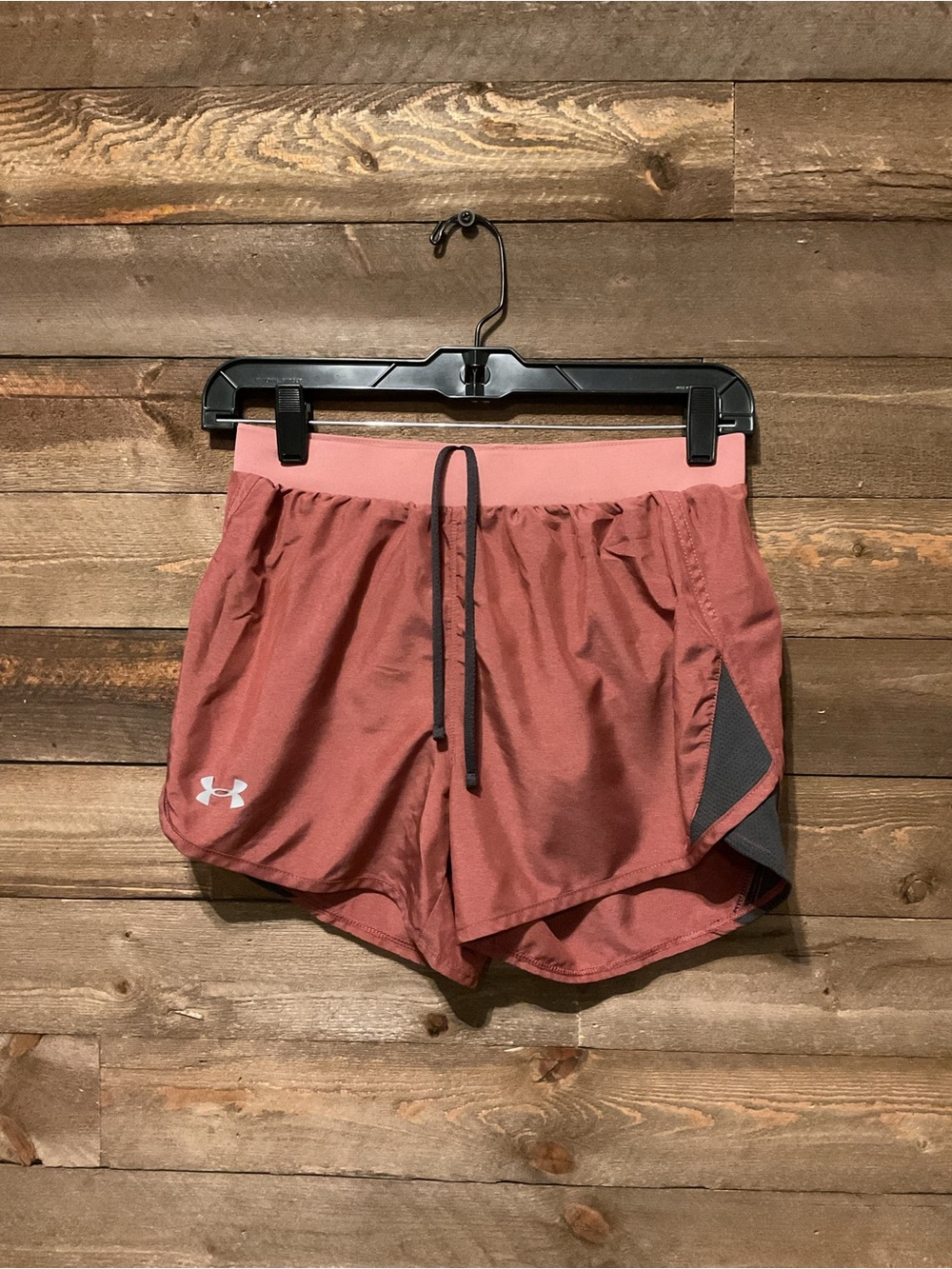 Under Armour Women’s Fly By Running Shorts Dusty Rose Dark Gray Stripe Size XS